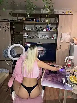 Freechat -Sexy_Barbie- on StripChat