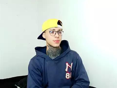 Freechat 7_Saturno_7 on StripChat