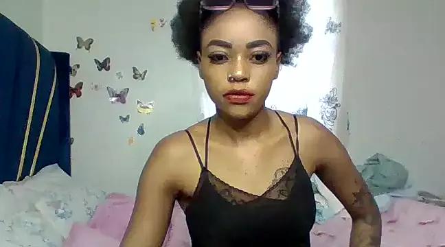 Freechat _crystal_princesss on StripChat