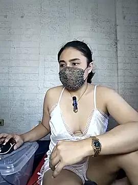 _Shimmerlyn_ on StripChat