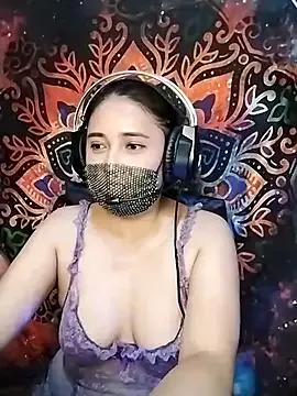 _Shimmerlyn_ on StripChat