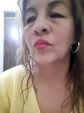 Abby-Blonde — Baile erorico con aceite