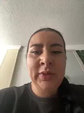 Abril_Luv — Show boobs in bus