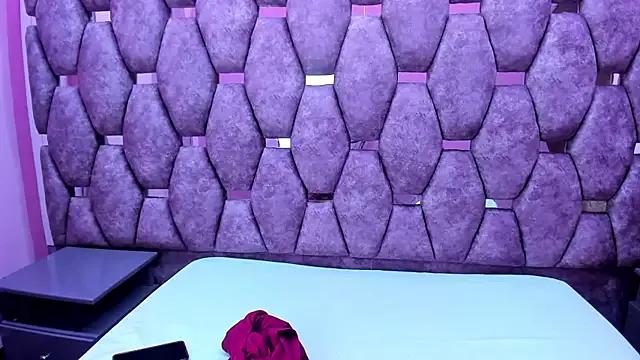 AlaSmith on StripChat