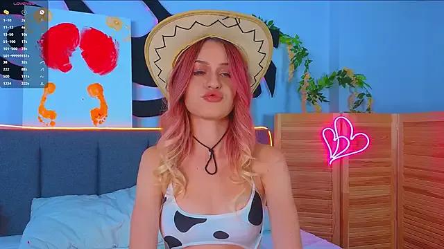 Freechat AlinaWalters on StripChat