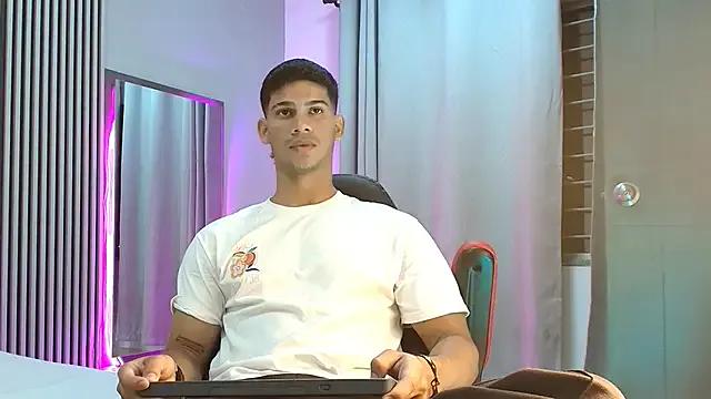 ANDRES_STUD on StripChat