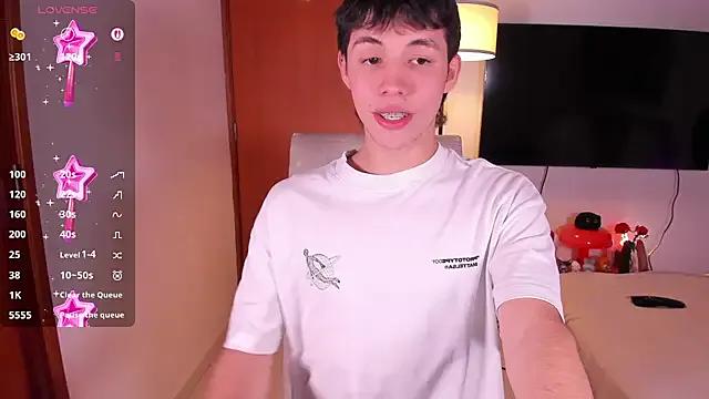 angel_bless19 on StripChat