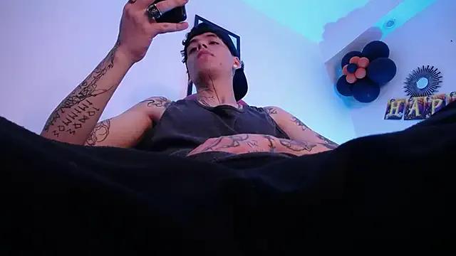 Anhonymus_ on StripChat