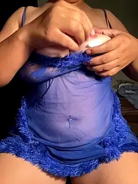 Apple-Boobs on StripChat