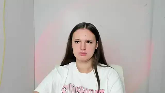 Aurora_White on StripChat