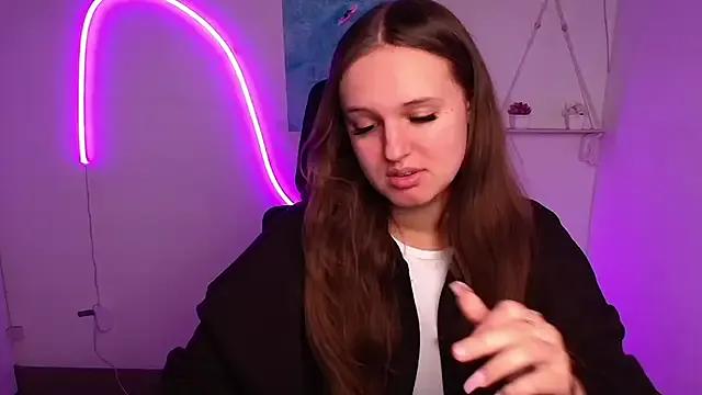 Aurora_White on StripChat