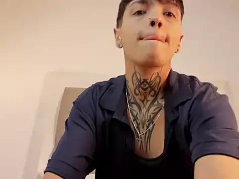 b3k_afrodict on StripChat