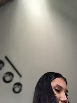 Freechat babyyboomm on StripChat