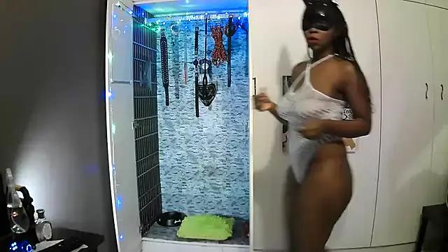 Freechat BaDSubMiss on StripChat