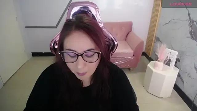 Freechat bellatrix_ch on StripChat