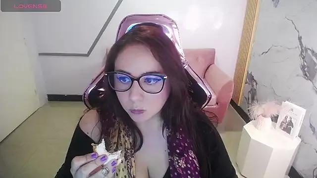 Freechat bellatrix_ch on StripChat