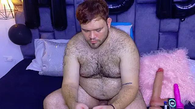 Freechat big_bearr on StripChat