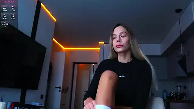 blackbunny_23 — anal plug in tight ass