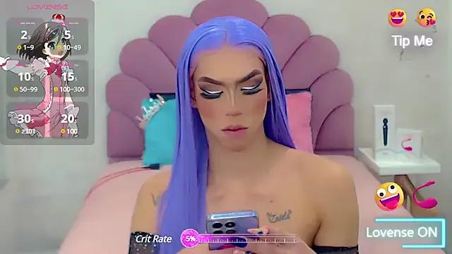 briana_sex32 on StripChat