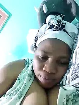 Bustyslave48 on StripChat