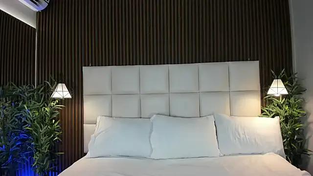 StripChat CailynBrowm is Freechat CailynBrowm — Your horny bitch wants you to give her a