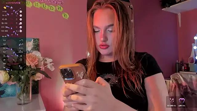 Freechat CarolineLovers on StripChat