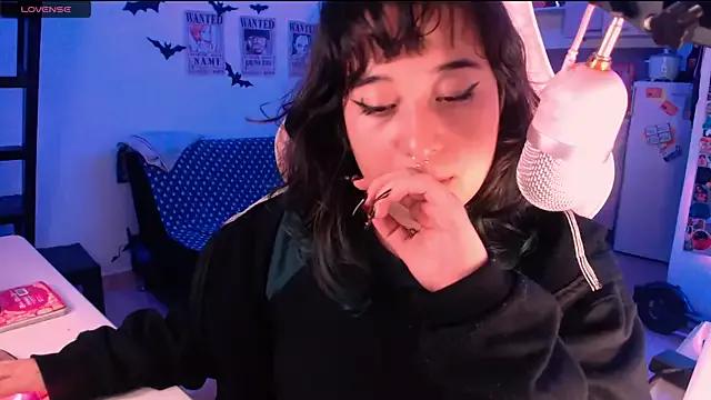 Celeste_Bauman on StripChat