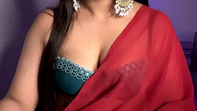 Cheriiexoxo on StripChat