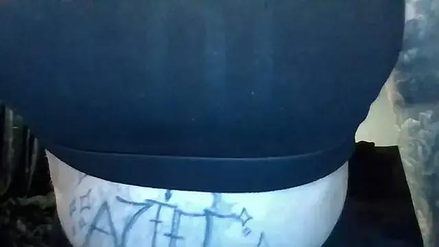 Freechat chicanachic13 on StripChat