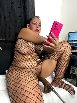 chiquimaturesexy on StripChat