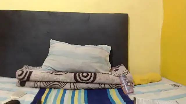 ChubbyBitch26 on StripChat