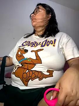 CinnamonCookiez on StripChat