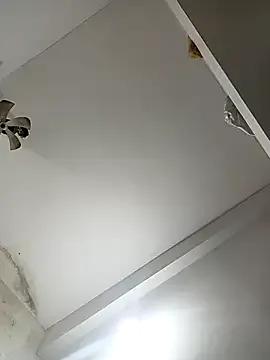 Group COLAMBIA_X_GURL on StripChat