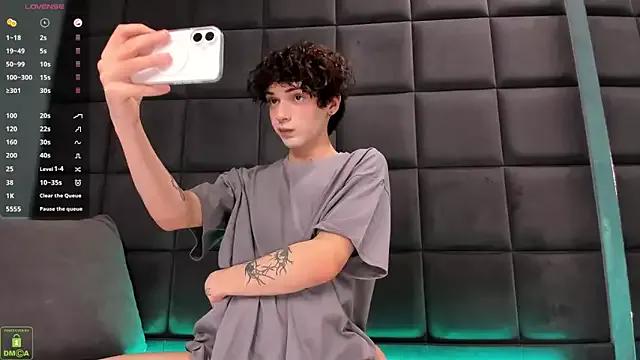 ColeStorm on StripChat