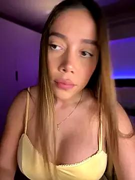 Condes_carmen on StripChat