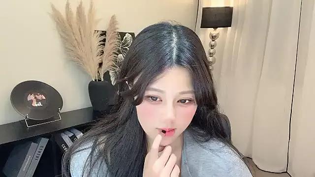 Freechat Cure-uuuuuuuu on StripChat