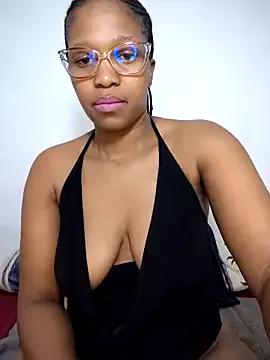 Curvy_sluty on StripChat