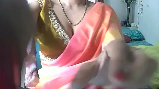 Cute-Tara on StripChat