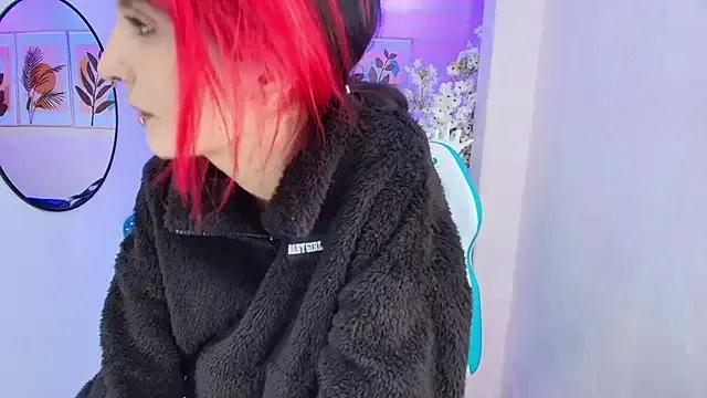 Dafne_huges on StripChat