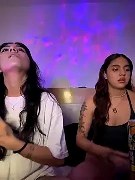 Dahian-peach — lesbian shower show