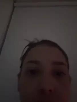 Danisaenz__ on StripChat