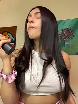 Group DaphneUwu on StripChat