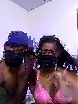 Darkchocosl8 on StripChat