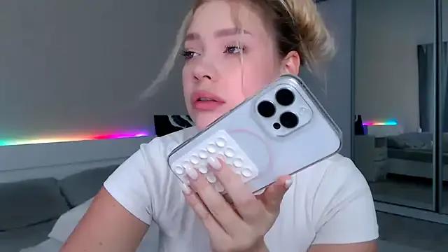 Freechat DIANAxxxDIAMOND on StripChat