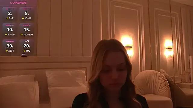 DorisHell on StripChat