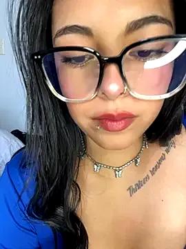 Dulce-diosa on StripChat