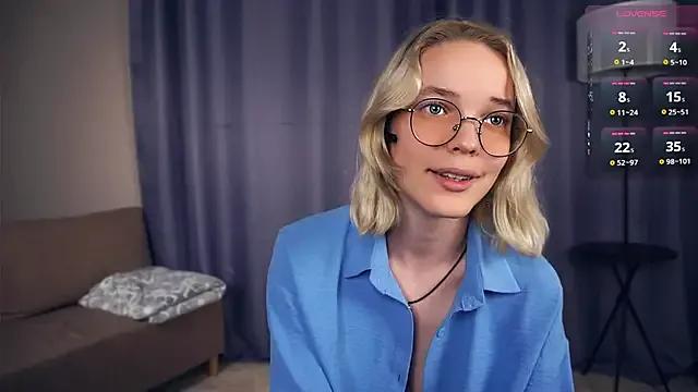 EdaKirkIin on StripChat