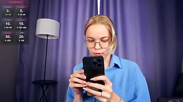 EdaKirkIin on StripChat