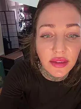 Elenascrib on StripChat