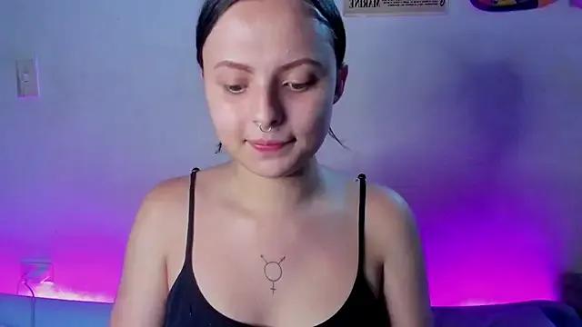 Freechat elizabethtaylorxxx on StripChat